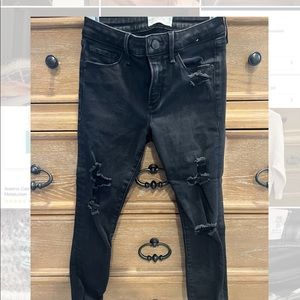 Mid Rise Super Skinny Ankle Jean